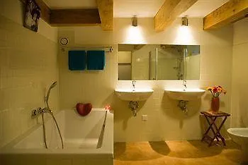 Bed&apartment Singel 96 Frühstückspension 3*