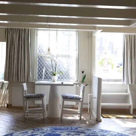 Bed&apartment Singel 96 Frühstückspension Amsterdam
